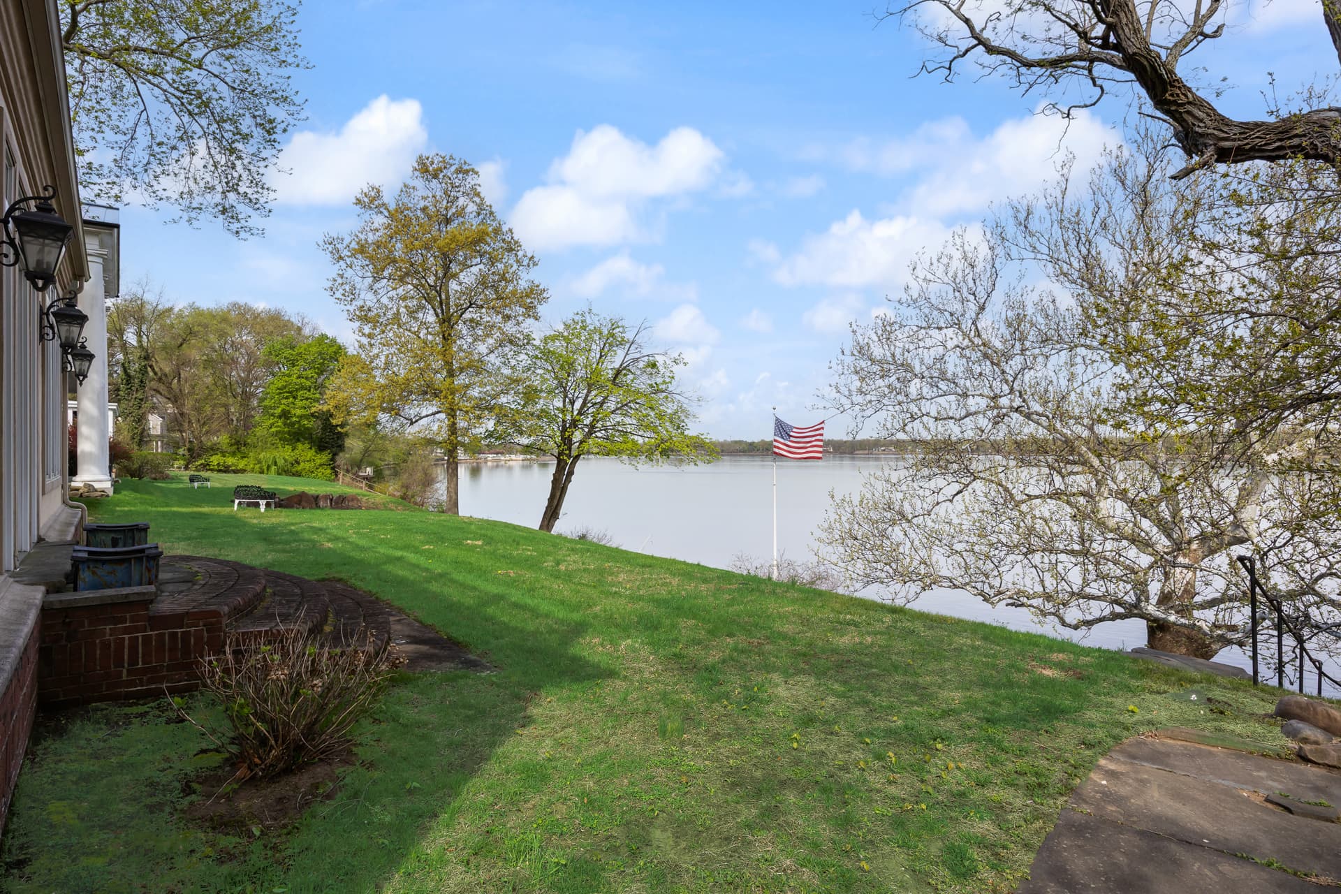Real estate photography in Edgewater Park, NJ