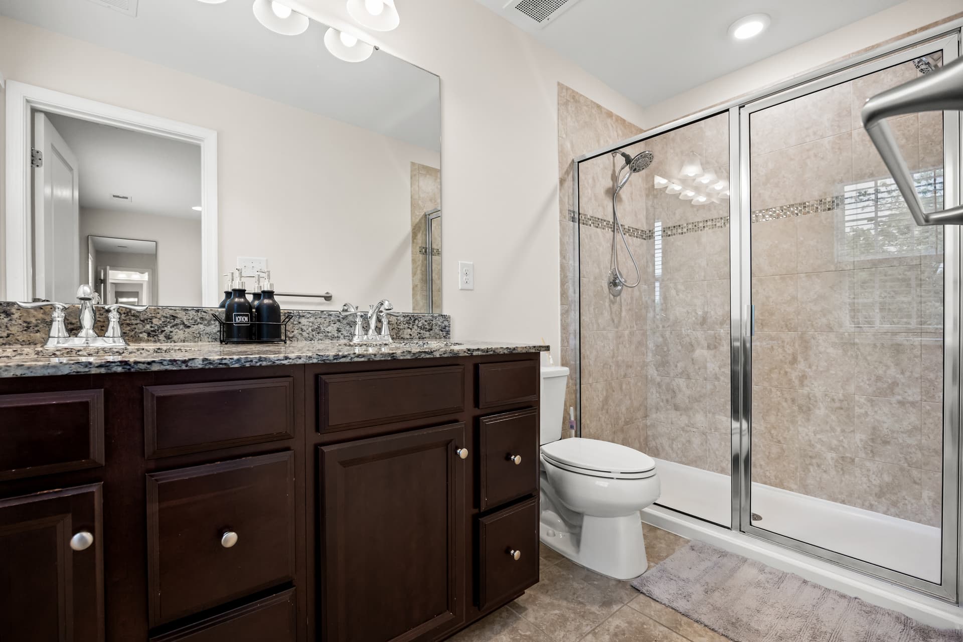 Real estate photography in Edgewater Park, NJ